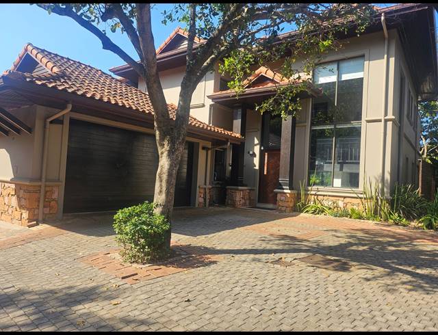 3 BEDROOM TOWNHOUSE TO LET IN ZIMBALI ESTATE